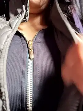 Astrid-- online show from February 23, 3:09 pm