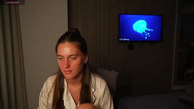 Snapshot of HarleyDeess chatting on June 26, 10:58 pm HarleyDeess online show from June 26, 10:58 pm