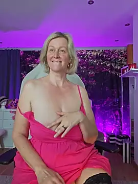 MarleneBloem online show from May 26, 10:33 am