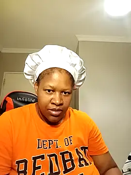 Snapshot of bustylisa1983 chatting on February 25, 5:58 pm bustylisa1983 online show from February 25, 5:58 pm