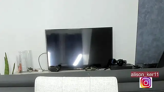 Snapshot of alison-ker3 chatting on December 7, 6:32 am alison-ker3 online show from December 7, 6:32 am