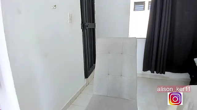 Snapshot of alison-ker3 chatting on January 18, 11:54 am alison-ker3 online show from January 18, 11:54 am