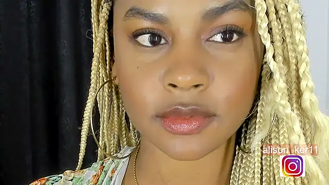 Snapshot of alison-ker3 chatting on January 19, 11:23 am alison-ker3 online show from January 19, 11:23 am