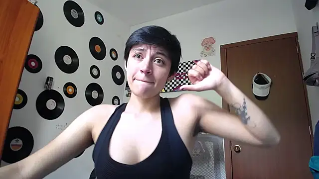 Snapshot of 9_Fernanda_9 chatting on January 16, 3:13 pm 9 Fernanda 9 online show from January 16, 3:13 pm