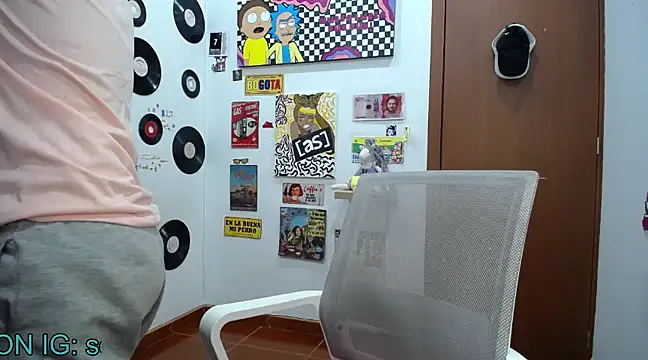 Snapshot of 9_Fernanda_9 chatting on February 14, 5:41 am 9 Fernanda 9 online show from February 14, 5:41 am