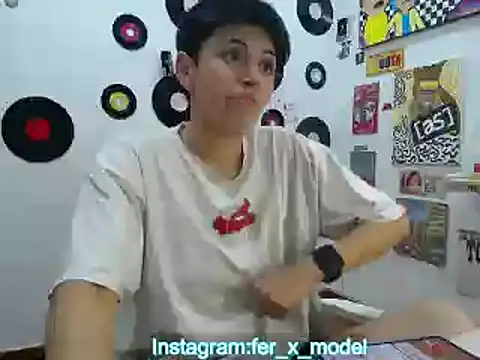 Snapshot of 9_Fernanda_9 chatting on March 18, 1:53 am 9 Fernanda 9 online show from March 18, 1:53 am