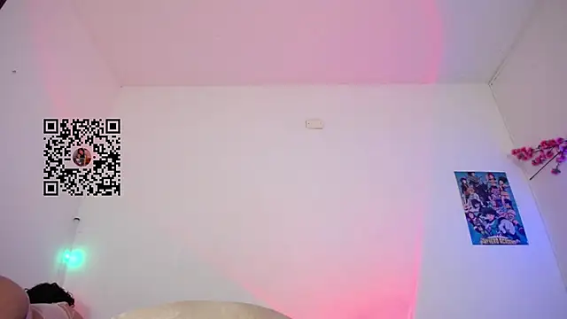 Snapshot of lou_cute chatting on July 24, 6:50 pm lou cute online show from July 24, 6:50 pm