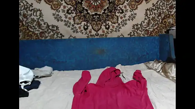 Snapshot of AlanStrongs chatting on February 25, 6:47 am AlanStrongs online show from February 25, 6:47 am