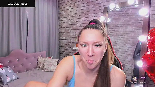 SarahCoksss online show from March 6, 4:52 am