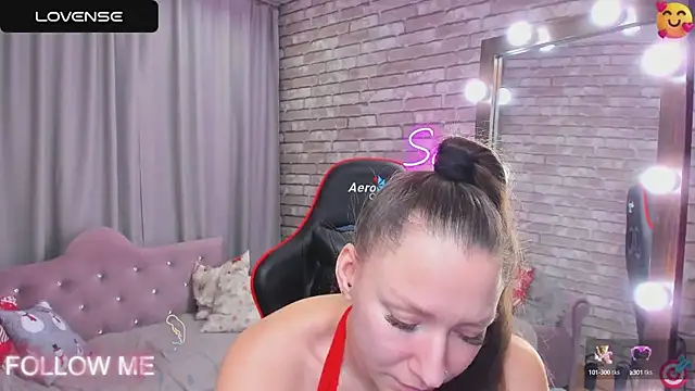 SarahCoksss online show from March 16, 3:25 am