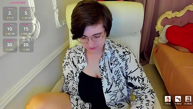 Lily Marlin online show from July 24, 12:19 am