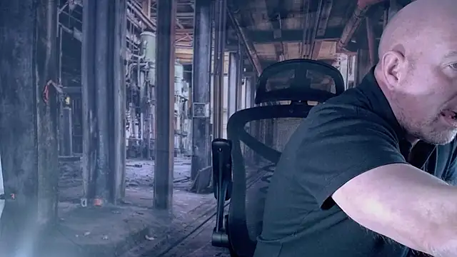 Snapshot of ManlyPrisonGuy chatting on November 27, 2:08 pm ManlyPrisonGuy online show from November 27, 2:08 pm