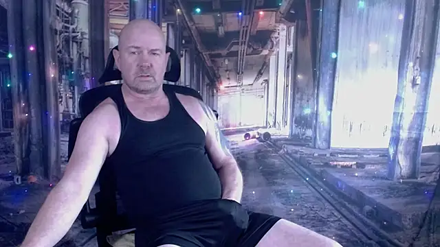 Snapshot of ManlyPrisonGuy chatting on December 3, 1:20 pm ManlyPrisonGuy online show from December 3, 1:20 pm