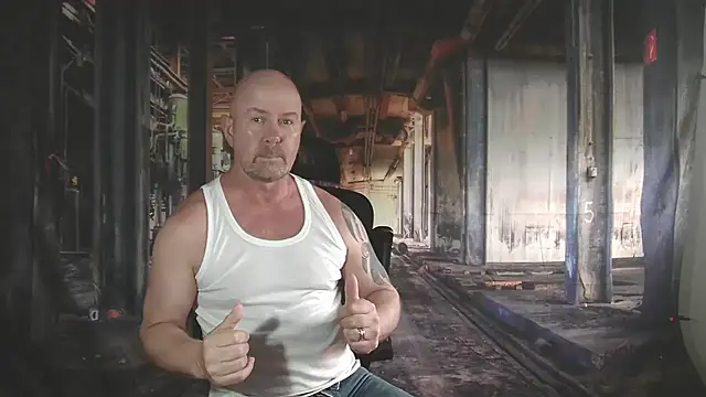 ManlyPrisonGuy online show from April 26, 2:15 pm