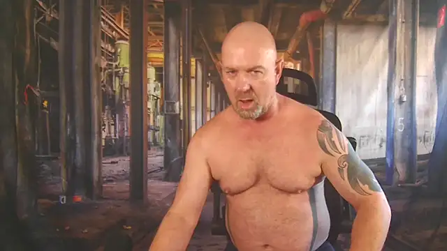 ManlyPrisonGuy online show from June 28, 2:12 pm