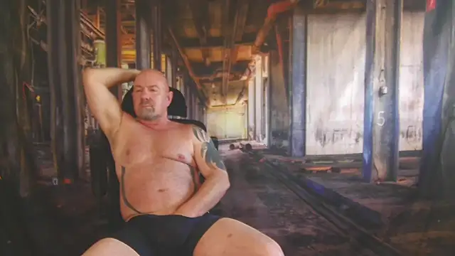 ManlyPrisonGuy online show from June 29, 2:39 pm