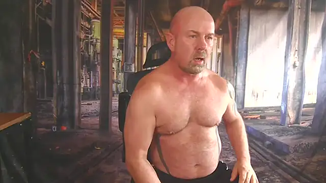 ManlyPrisonGuy online show from July 9, 2:10 pm