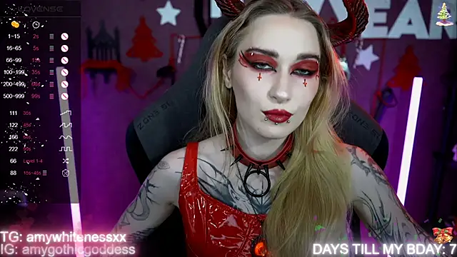 amywhitenessxx online show from December 18, 2:12 pm
