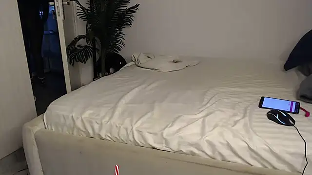 CurvyGlass online show from October 22, 2:34 am