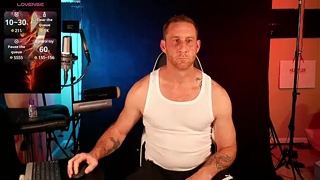 Snapshot of FiftyShadez chatting on March 7, 9:38 pm FiftyShadez online show from March 7, 9:38 pm