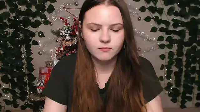 Snapshot of IxxiLiana chatting on December 21, 4:09 am IxxiLiana online show from December 21, 4:09 am