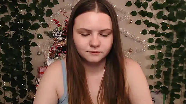 Snapshot of IxxiLiana chatting on December 22, 10:17 am IxxiLiana online show from December 22, 10:17 am