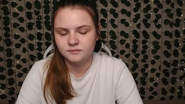 Snapshot of IxxiLiana chatting on January 23, 10:54 am IxxiLiana online show from January 23, 10:54 am