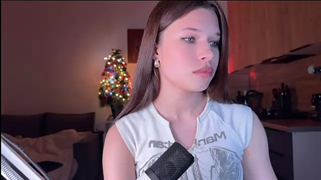 Snapshot of YourOblivion chatting on January 9, 5:26 pm YourOblivion online show from January 9, 5:26 pm