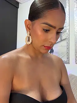 Mau White online show from October 14, 9:26 pm