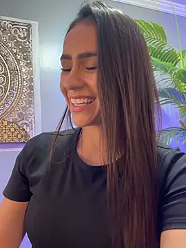 Mau White online show from May 3, 1:55 am
