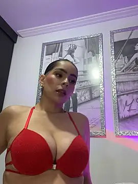 Mau White online show from June 2, 12:01 am