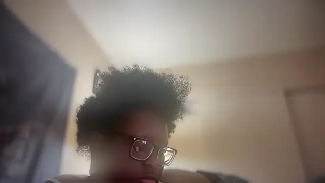 Yagurl  west online show from February 16, 12:19 am