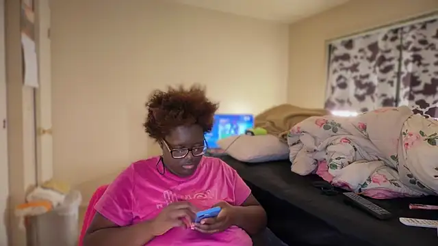 Yagurl  west online show from February 13, 3:35 am