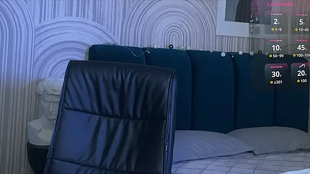 Snapshot of viviann_evans chatting on November 12, 1:06 am viviann evans online show from November 12, 1:06 am