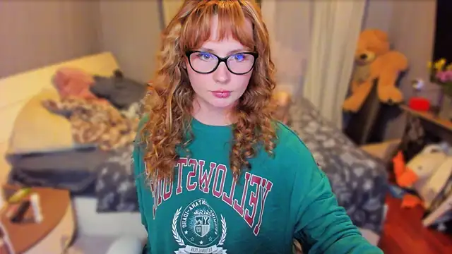 KlementinaBbG online show from October 3, 8:50 pm