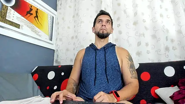 JULESLAKES online show from November 22, 7:13 pm