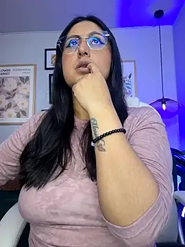 Snapshot of Amber_gold_ chatting on February 14, 12:57 pm Amber gold online show from February 14, 12:57 pm