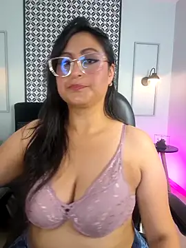 Amber gold  online show from April 22, 11:39 pm