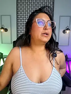 Amber gold  online show from April 29, 3:43 am