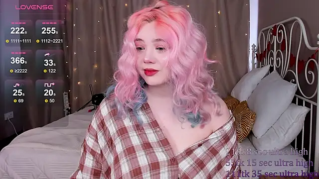 Snapshot of __KawaiiYuki__ chatting on February 21, 8:51 am   KawaiiYuki   online show from February 21, 8:51 am