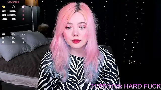 Snapshot of __KawaiiYuki__ chatting on March 10, 8:59 am   KawaiiYuki   online show from March 10, 8:59 am