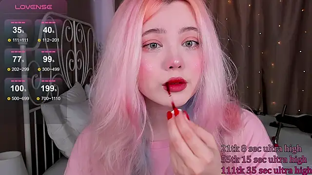 Snapshot of __KawaiiYuki__ chatting on March 14, 8:53 am   KawaiiYuki   online show from March 14, 8:53 am