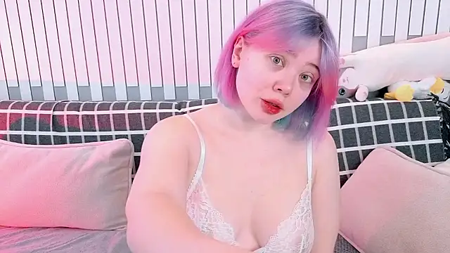   KawaiiYuki   online show from February 23, 6:33 am