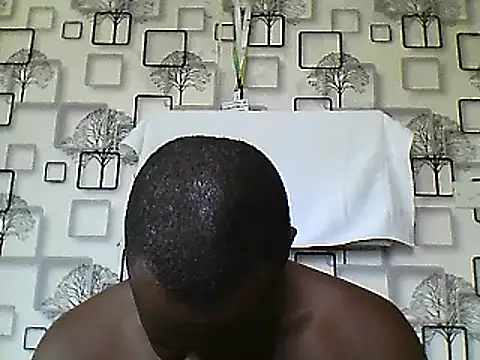 Snapshot of Chumba_001 chatting on February 6, 10:37 am Chumba 001 online show from February 6, 10:37 am
