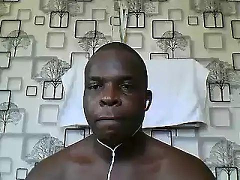 Snapshot of Chumba_001 chatting on February 7, 10:29 am Chumba 001 online show from February 7, 10:29 am