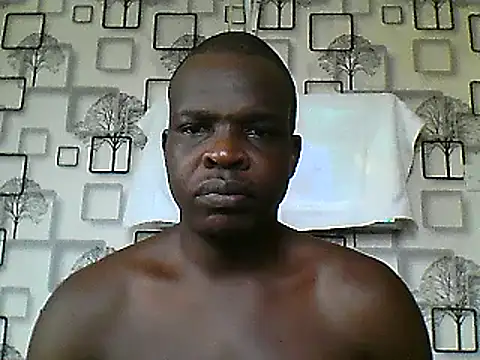 Snapshot of Chumba_001 chatting on February 19, 4:12 am Chumba 001 online show from February 19, 4:12 am