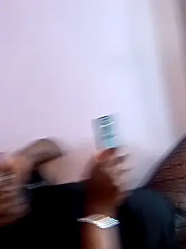 Poisonous Ivy online show from December 4, 9:57 pm