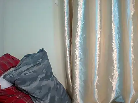 Poisonous Ivy online show from January 13, 8:37 pm