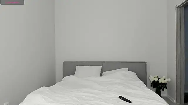 Snapshot of sarahphyllis chatting on November 26, 7:59 pm sarahphyllis online show from November 26, 7:59 pm