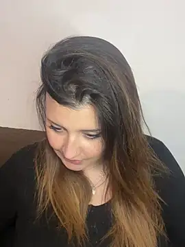 Snapshot of Novababy18 chatting on December 28, 11:26 pm Novababy18 online show from December 28, 11:26 pm